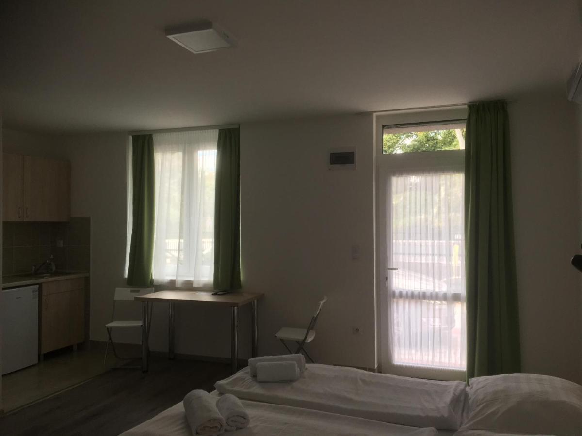 Apartmanhotel Baraton*** Balatonfüred Екстериор снимка